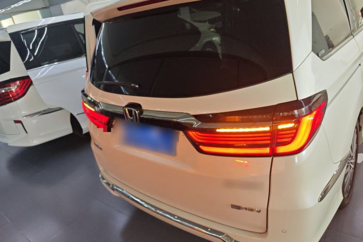 Used Honda Elysion 2022 2.0L eHEV Luxury Edition