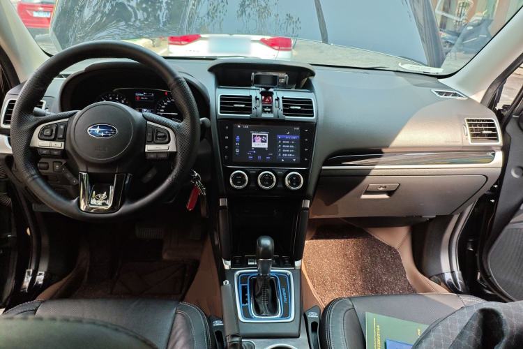 Used Subaru Forester 2016 2.5i Luxury Navigation Edition
