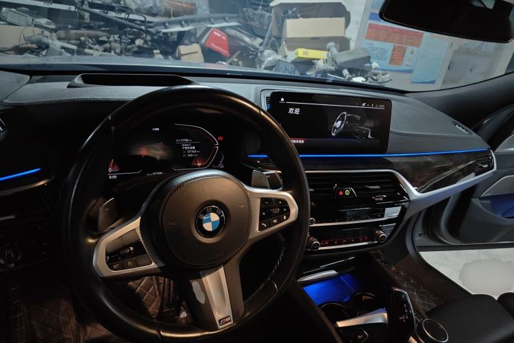 Used BMW 6 Series GT 2022 630i M Sport Package Center Console