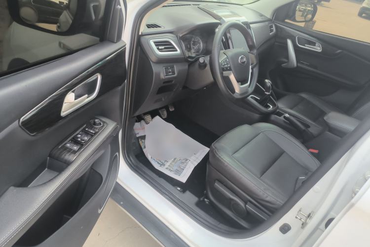 Used SWM X7 2018 1.8L Manual Comfort Version 7 Seats
