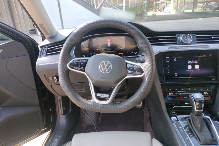 Used Volkswagen Magotan 2023 2 Million Units Limited Edition 330TSI DSG Leading Version