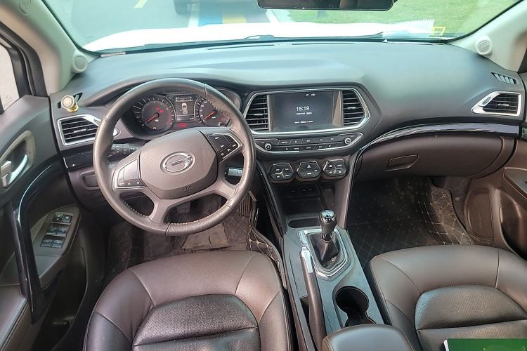 Used GAC Trumpchi GS4 2016 235T Manual Luxury Edition Center Console