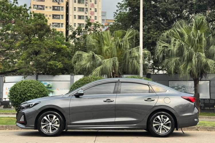 Used CHANGAN Eado 2023 Changan Edition PLUS Blue Whale NE 1.4T GDI DCT Prestige Version
