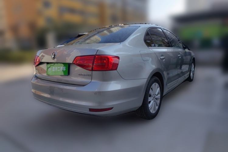 Used Volkswagen Sagitar 2015 1.6L Automatic Comfort Model
