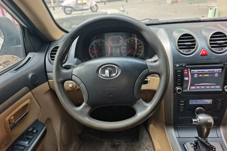 Used Haval H5 Classic 2011 European-style Version Green Quiet 2.0T Automatic 2WD Comfort Model