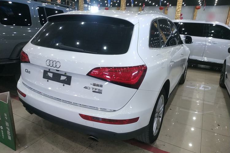 Used Audi Q5 2017 40 TFSI Ambition Edition Rear Right 45 Deg