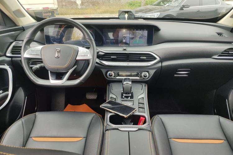 Used Bestune T77 2019 230 TID Automatic Prestige Version China VI
