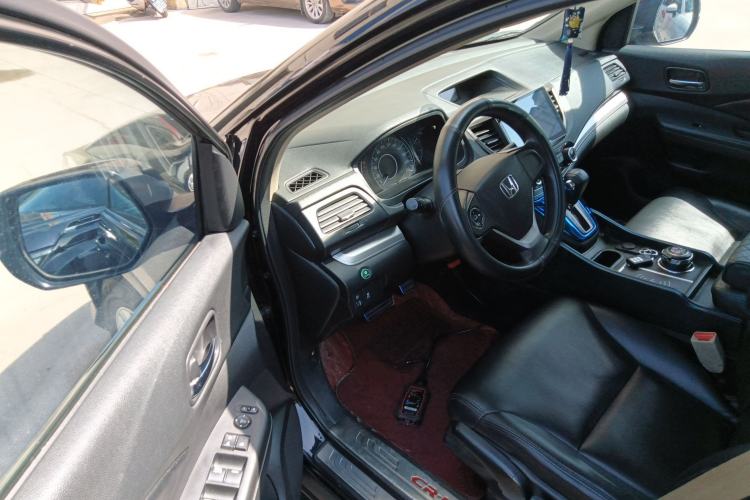 Used Honda CR-V 2015 2.0L two-wheel drive urban version
