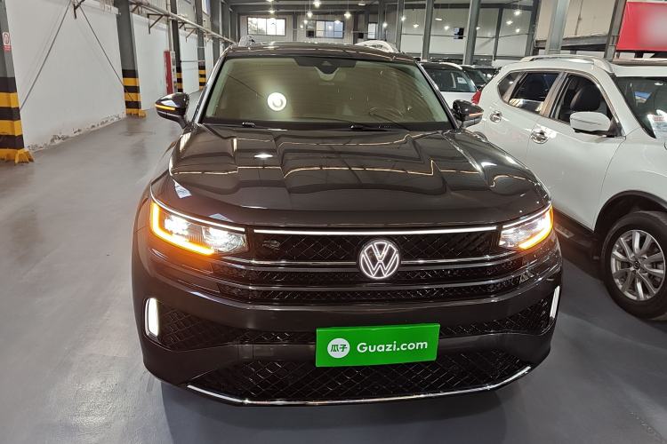 Used Volkswagen Tavendor 2023 380TSI Four-Wheel Drive R-Line Cruise Edition