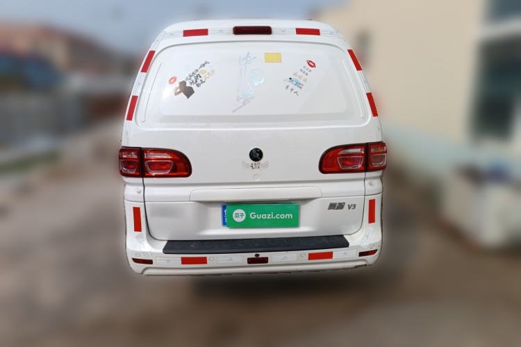 Used FORTHING Lingzhi 2023 V3 1.6L Base Model 2 Seats