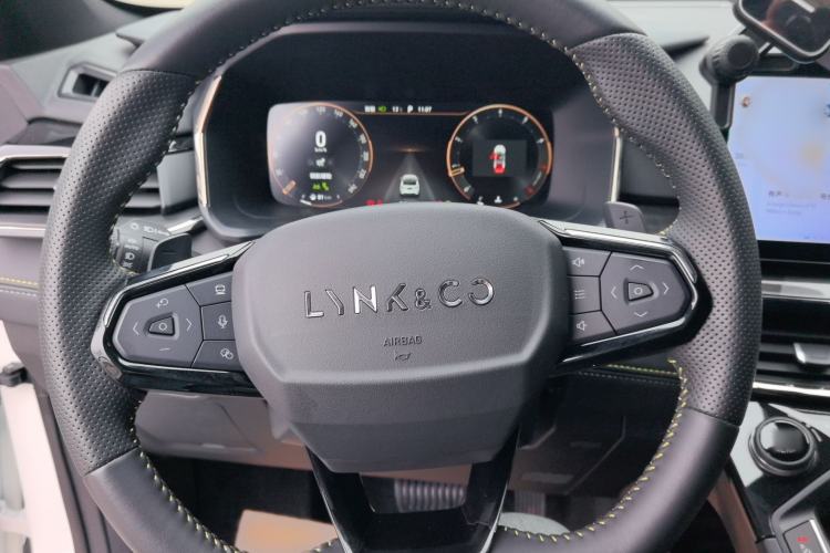 Used Lynk & Co 06 2023 Remix 1.5T Dynamic Halo
