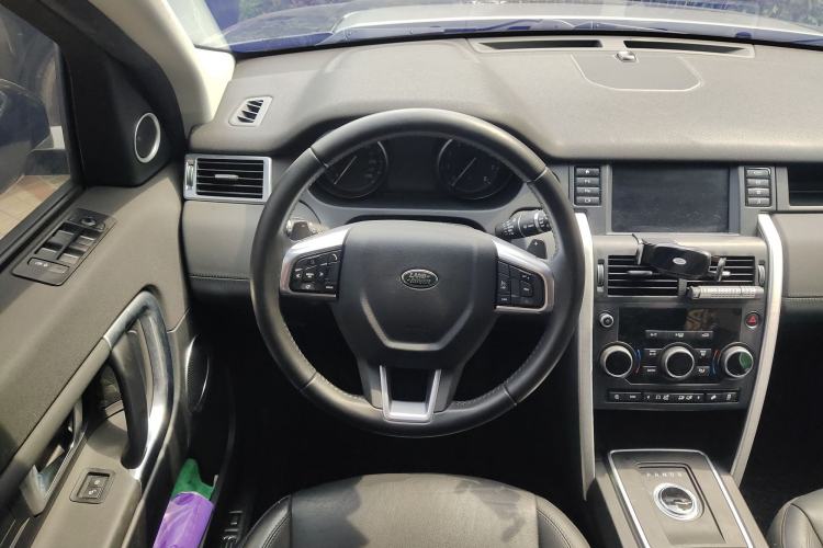 Used Land Rover Discovery Sport 2019 240 PS PURE Edition China VI Standard