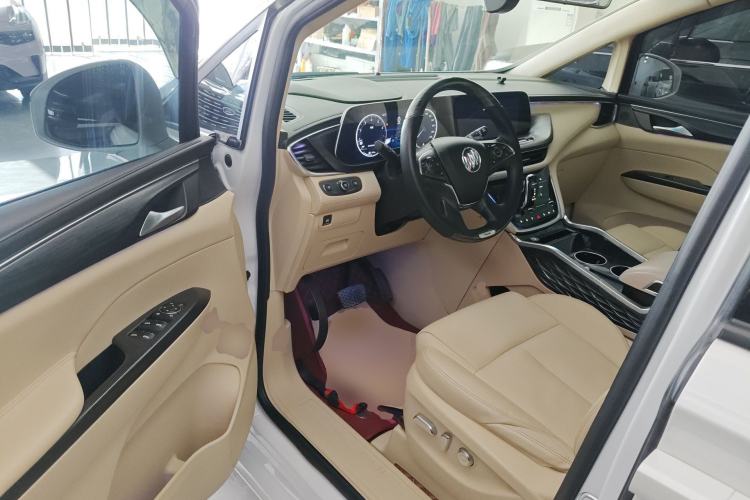 Used Buick GL8 2022 ES Landtrek 653T Luxury Edition