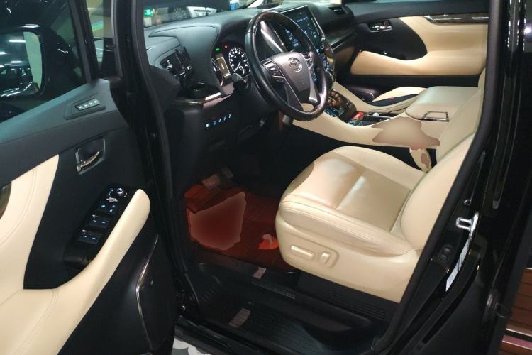 Used Toyota Vellfire 2021 Crown Dual-Engine 2.5L HV Prestige Edition Driver Seat