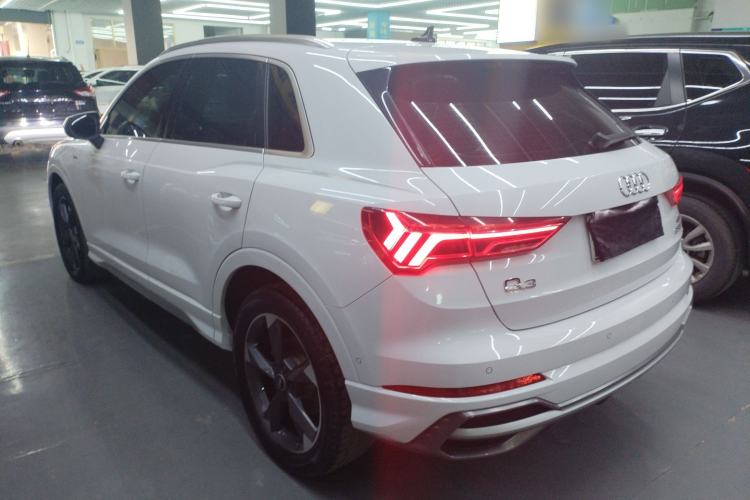 Used Audi Q3 2021 35 TFSI Fashion Dynamic Model