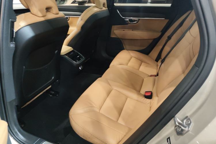 Used Volvo V90 2019 Cross Country T5 AWD Smart Range Version China V Standard
