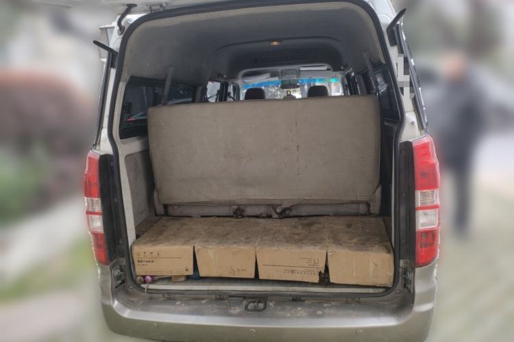 Used Jinbei New Hiace X30L CNG 2023 100L CNG Wealth Edition Bus 6/7-Seater Central Air-Conditioned Model SWCC15M Trunk