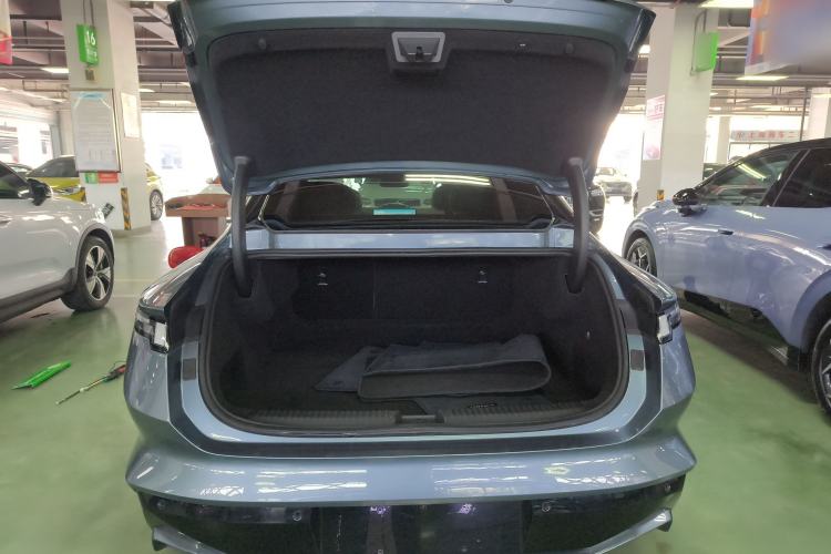 Used Lynk & Co Z10 2025 95 kWh 702 km All-Wheel Drive Intelligent Driving Ultra