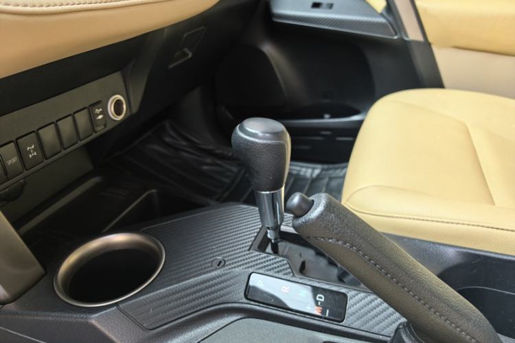 Used Toyota RAV4 2013 2.0L CVT Four-Wheel Drive Fashion Edition
