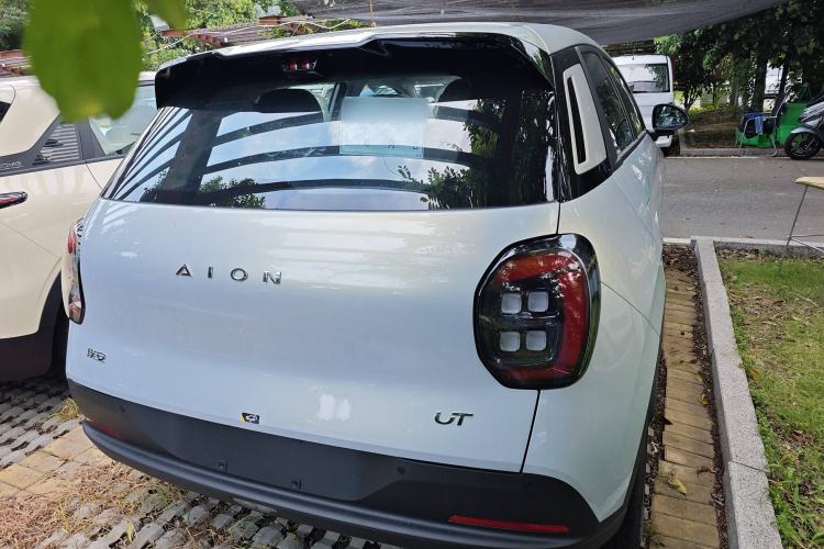 Used AION UT 2025 330 Starlight Edition
