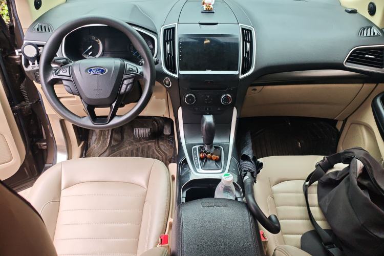 Used Ford Edge 2016 EcoBoost 245 Two-Wheel-Drive Titanium 5-Seater