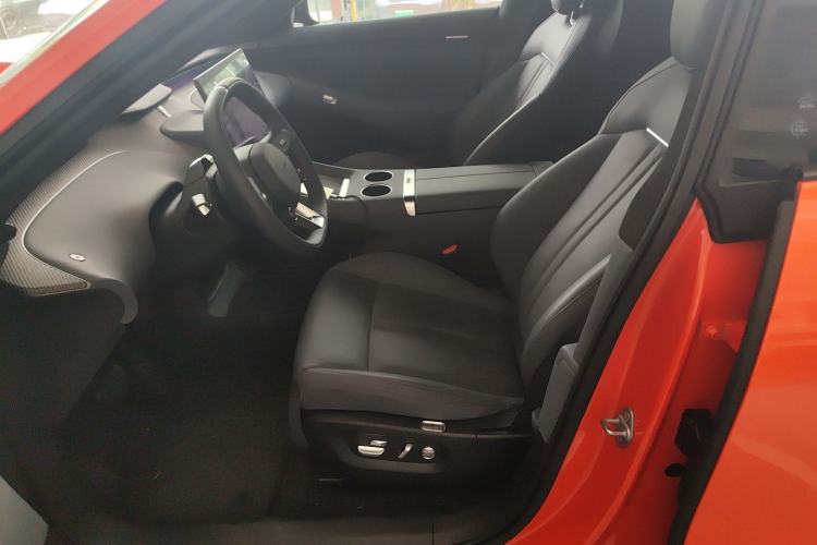 Used Xiaomi Auto YU7 2025 Ultra-Long Range High-Performance All-Wheel-Drive Max Edition
