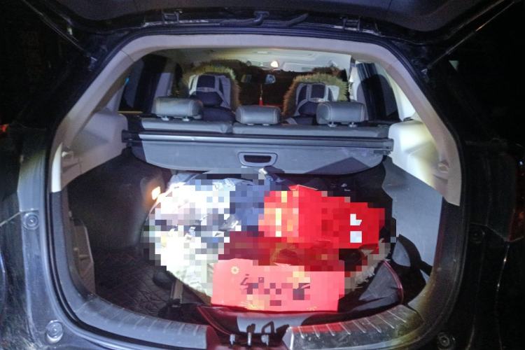 Used GAC Trumpchi GS5 Super 2016 2.0L Automatic Two-Wheel Drive Supreme Edition Trunk