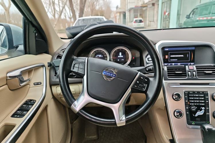 Used Volvo XC60 2012 T5 Prestige Edition