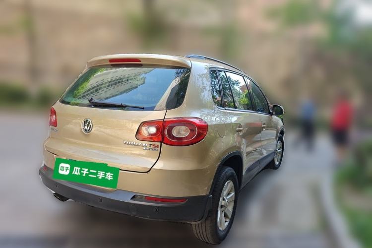 Used Volkswagen Tiguan 2012 1.8TSI Automatic Two-Wheel Drive Trend Edition Rear Right 45 Deg