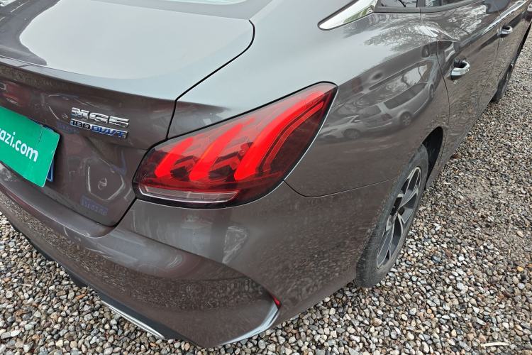 Used MG 5 2021 180 DVVT CVT Youth Luxury Edition