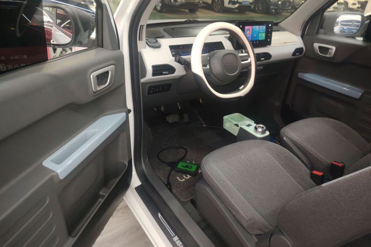 Used Geely Galaxy Panda 2023 Panda Mini 200km Endurance Bear
