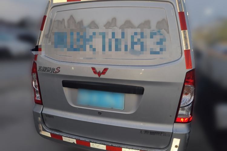 Used Wuling Rongguang 2019 1.2L S Van Standard Model with 5 Seats Rear