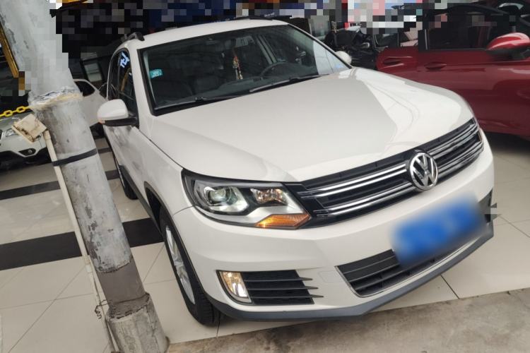 Used Volkswagen Tiguan 2016 300TSI Automatic Two-Wheel Drive Trend Edition Front Right 45 Deg