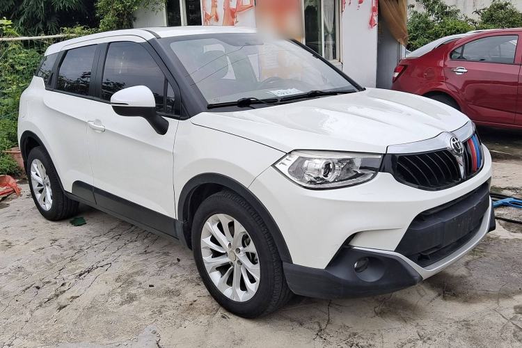 Used Brilliance V3 2015 1.5L Manual Smart Version
