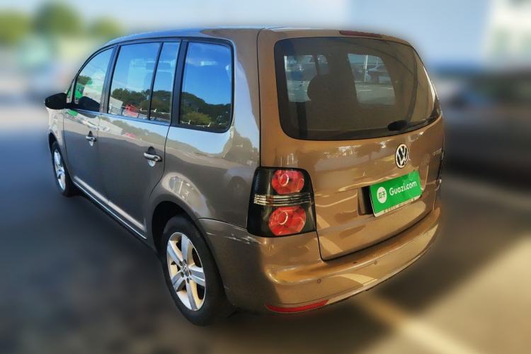 Used Volkswagen Touran 2015 1.4T Manual Fashion Edition 5-Seater