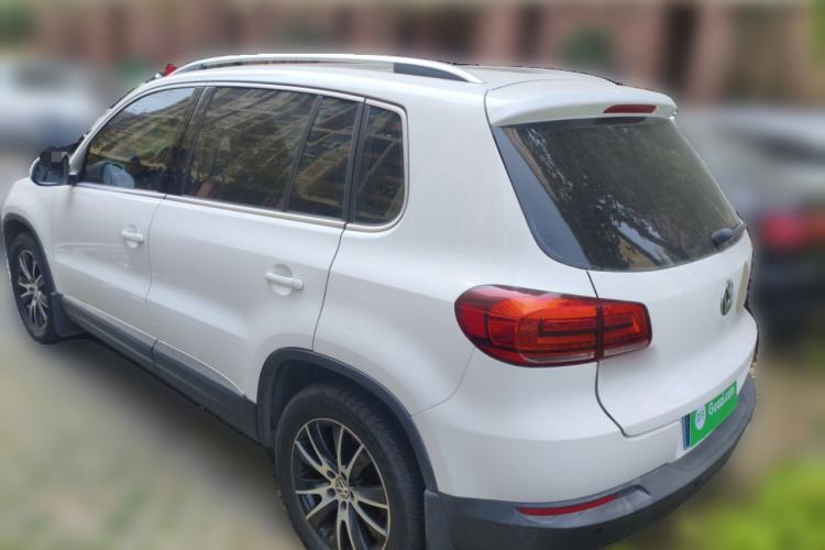 Used Volkswagen Tiguan 2015 2.0 TSI Automatic All-Wheel Drive Luxury Edition Rear Left 45 Deg