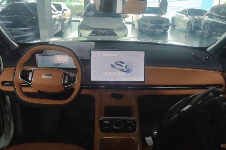 Used Geely Galaxy Galaxy Xingjian 7 EM-i 2025 120km Exploration+ Version