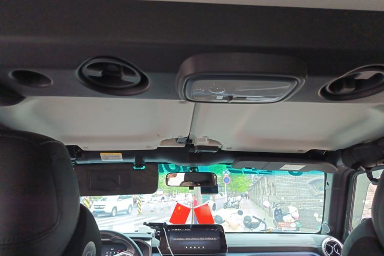 Used BAIC Off-Road BJ40 2018 PLUS 2.3T Automatic Four-Wheel Drive Premium Edition China V
