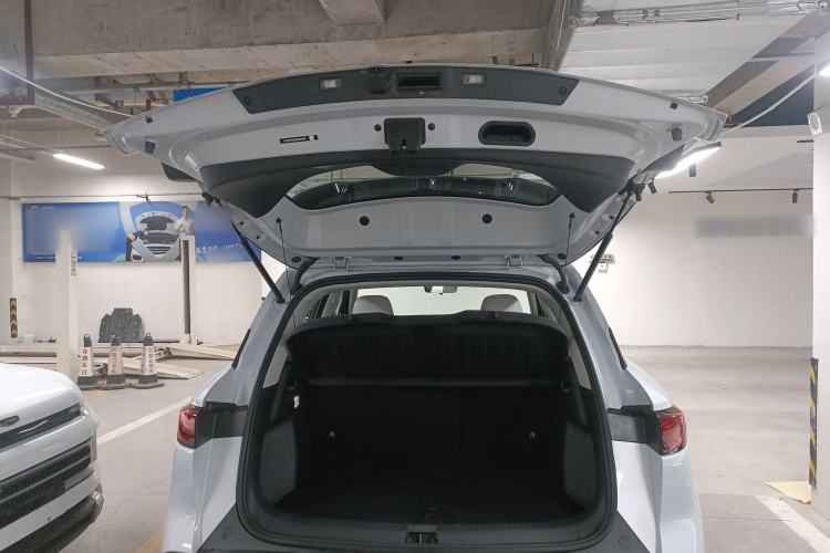 Used BYD Yuan UP 2025 Intelligent Driving Version 401 km Beyond-Range Edition