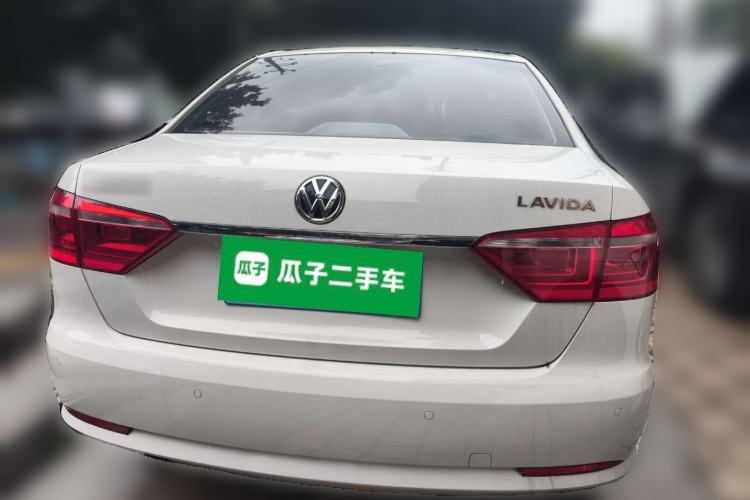 Used Volkswagen Lavida 2013 1.6L Automatic Comfort Edition
