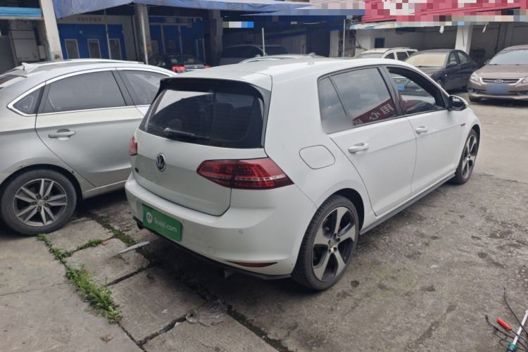 Used Volkswagen Golf GTI 2016 2.0 TSI GTI Rear Right 45 Deg