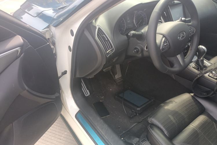 Used Infiniti Q50L 2015 2.0T Sport Edition Driver Seat