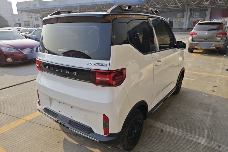 Used Wuling Hongguang MINIEV 2022 GAMEBOY 200km Gaming Edition with Lithium Iron Phosphate

