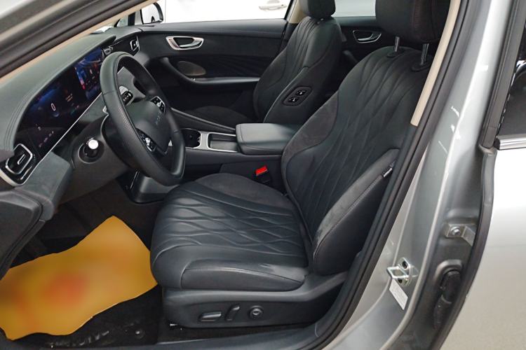 Used Roewe D7 2023 DMH 125km Excellence Edition
