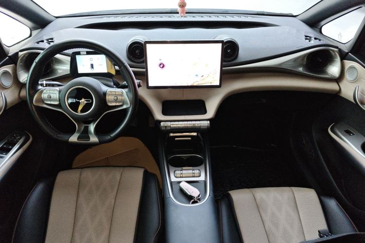 Used BYD Dolphin 2023 420 km Free Version
