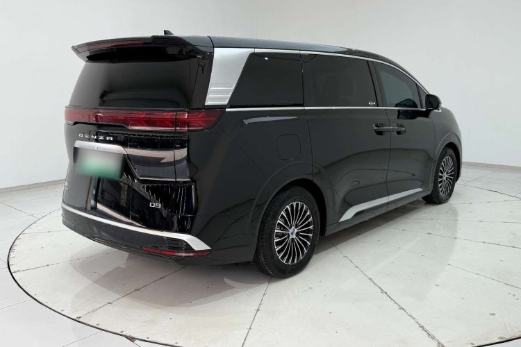 Used Denza D9 2022 DM-i 970 Four-Wheel Drive Flagship Model