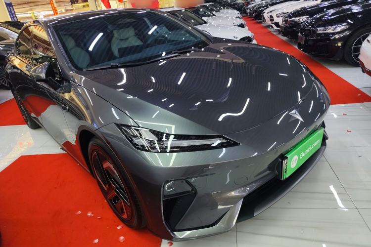 Used Deepal L07 2024 530Max Pure Electric Version Front Right 45 Deg