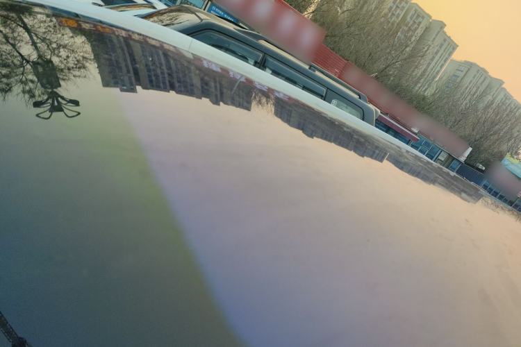 Used AION Y 2022 Plus 70 Smart Edition Roof