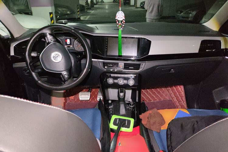 Used Volkswagen Tayron 2019 330TSI Four-Wheel Drive Luxury Version China V Standard Center Console