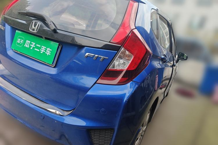 Used Honda Fit 2016 1.5L LXS CVT Comfort Sunroof Version Rear Right 45 Deg